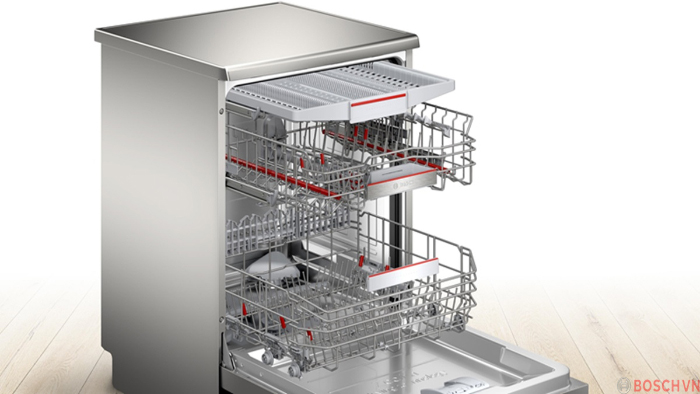 Tích hợp 3 giản rửa tiện lợi với Máy rửa bát Bosch SMS6ZCI06E